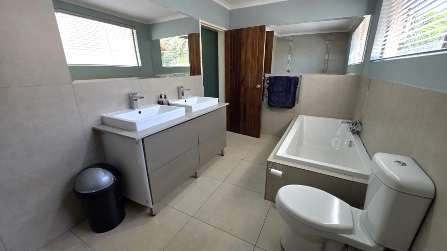 3 Bedroom Property for Sale in Eagles Landing North West